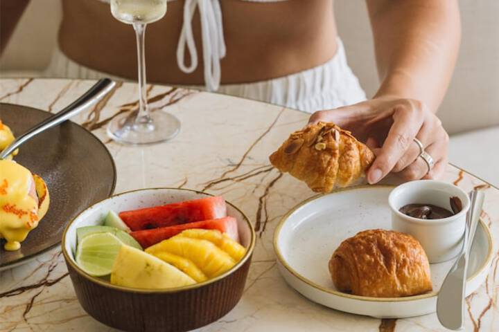 Breakfast/Coffee Service 107 of 265