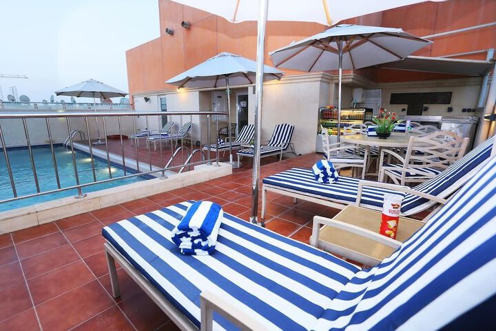 Pool 23 of 43