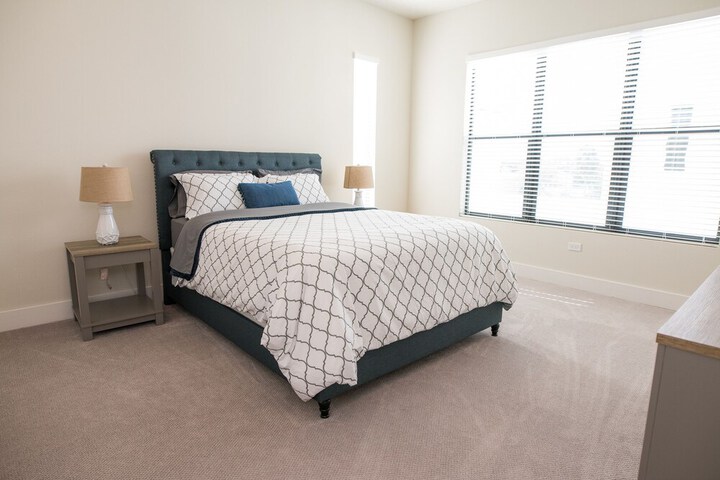 Room 2 of 42