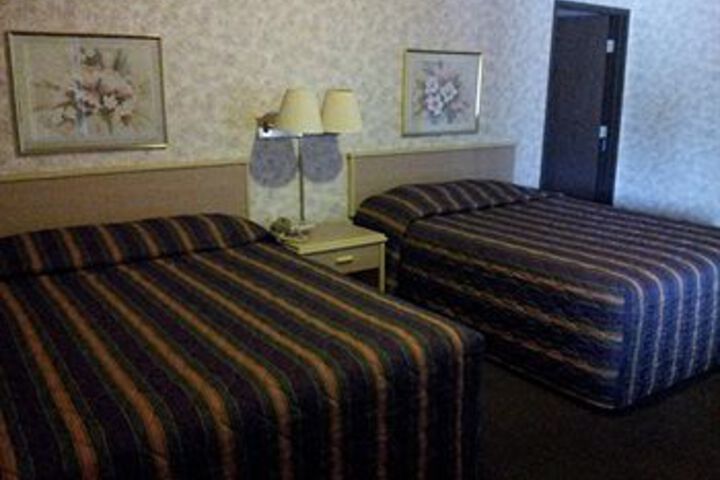 Room 15 of 27