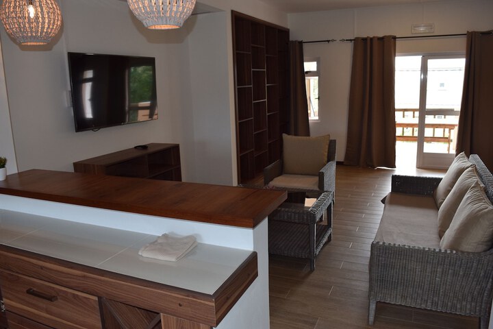 Room 9 of 20