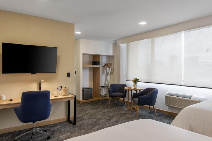 Room 10 of 47
