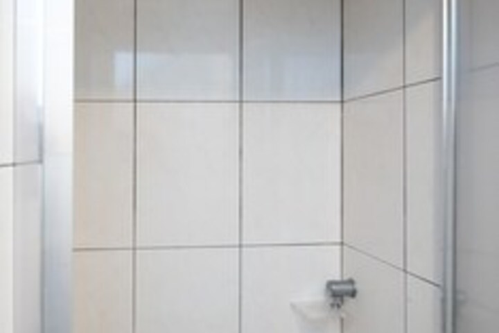 Room 6 of 35
