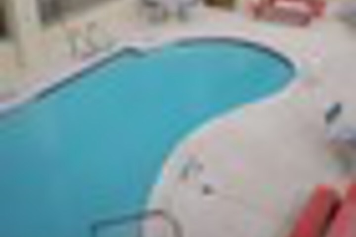 Pool 83 of 177