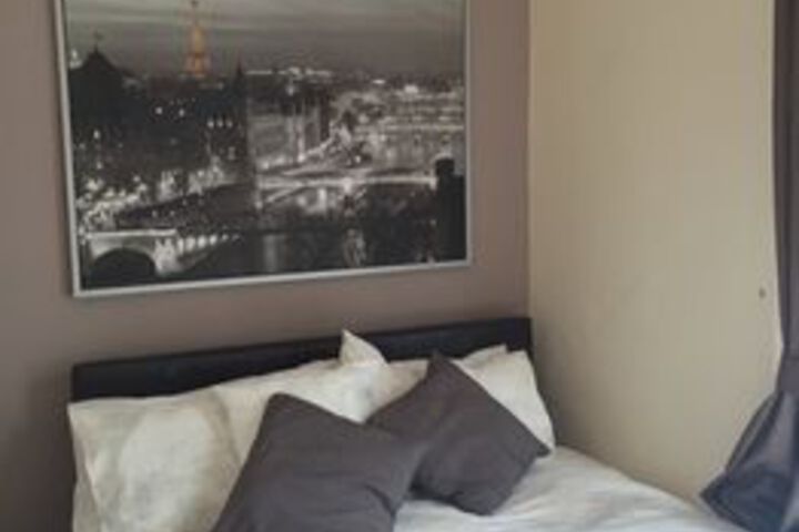 Room 5 of 21