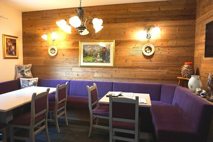 Dining 164 of 186