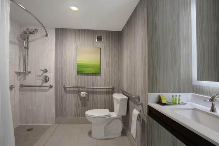 Bathroom shower