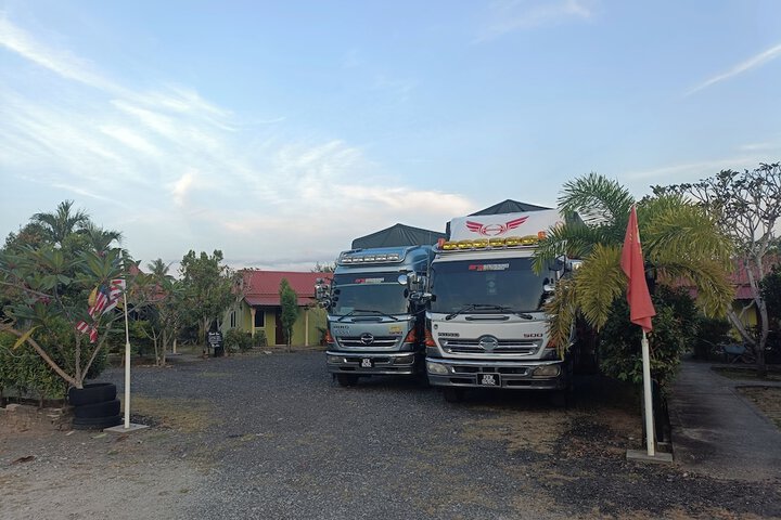 Motel Aurora Damai
