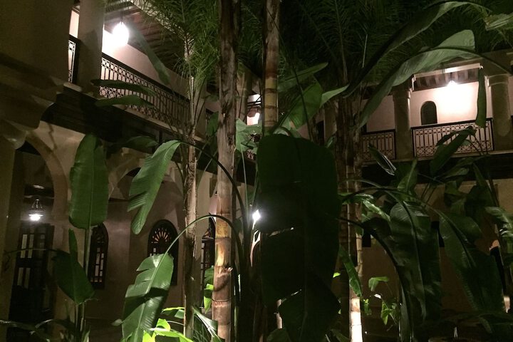 Hotel 2 of 258