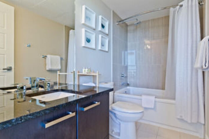 Room 10 of 61