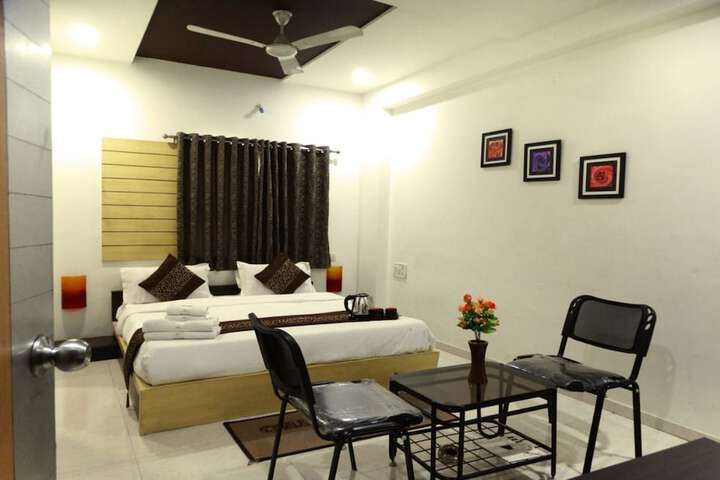 Room 10 of 54