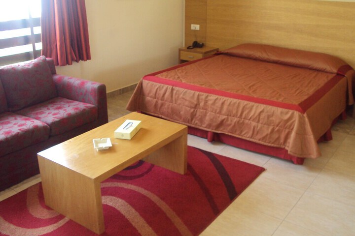 Room 18 of 81