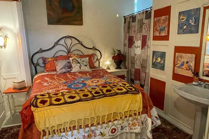 Room 13 of 49