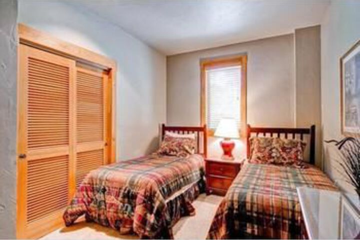 Room 14 of 39