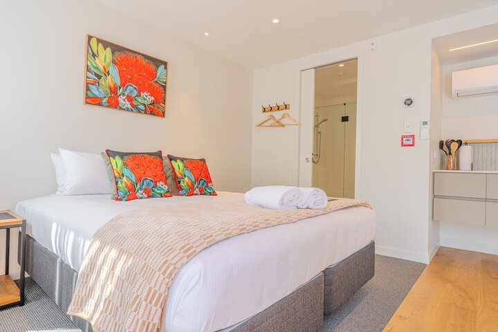 Room 15 of 86