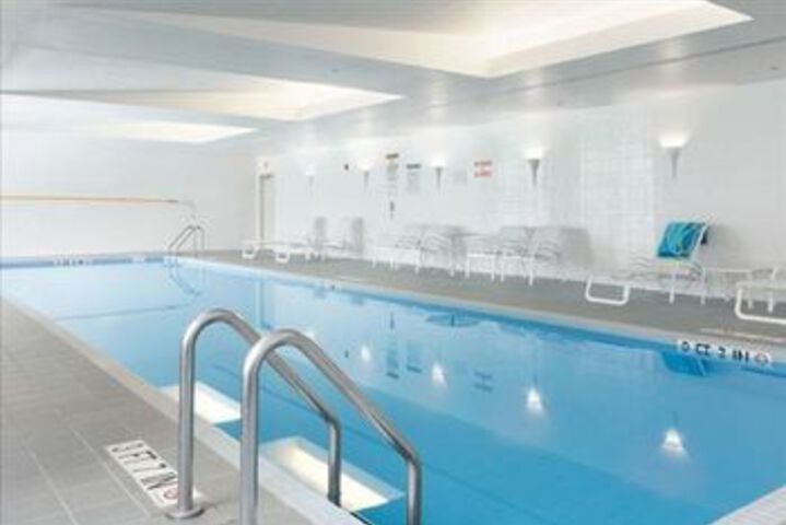 Hotel with Pool