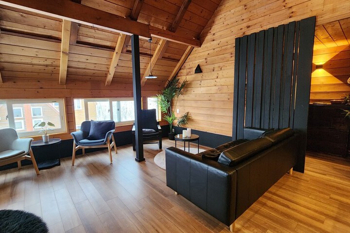 Room 15 of 42