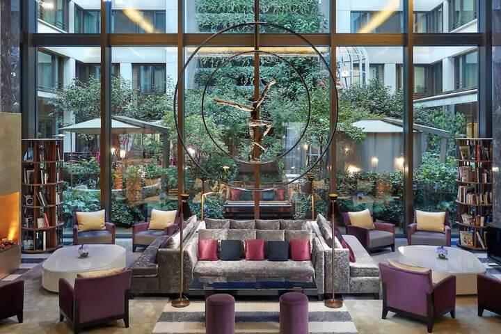 Lobby Photos