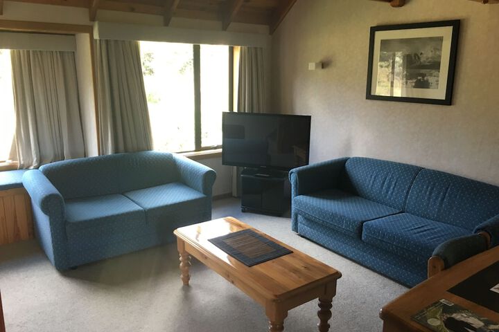 Room 28 of 63