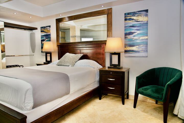 Room 30 of 159