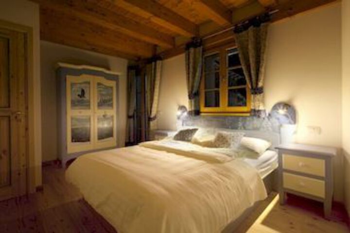 Room 38 of 65