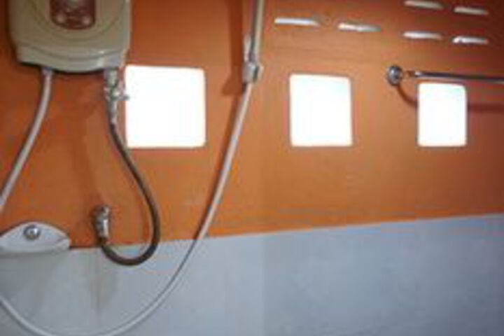 Room 3 of 20