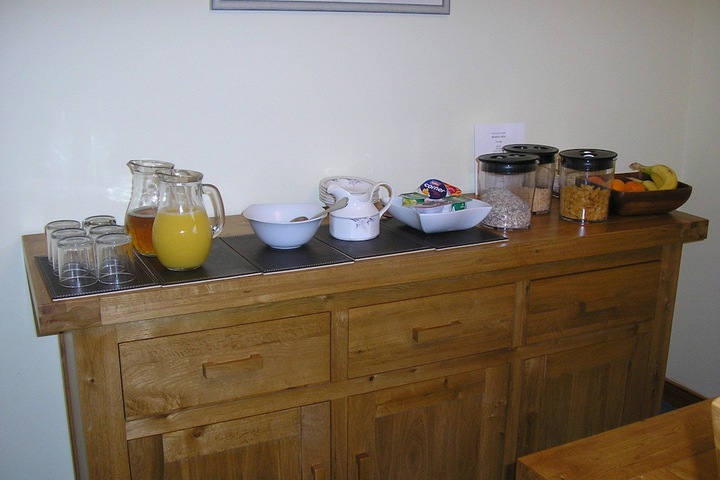 Breakfast/Coffee Service 12 of 19