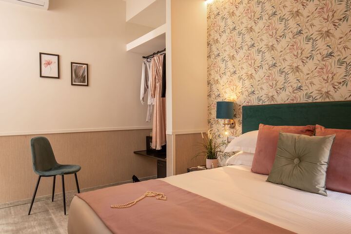Room 9 of 45