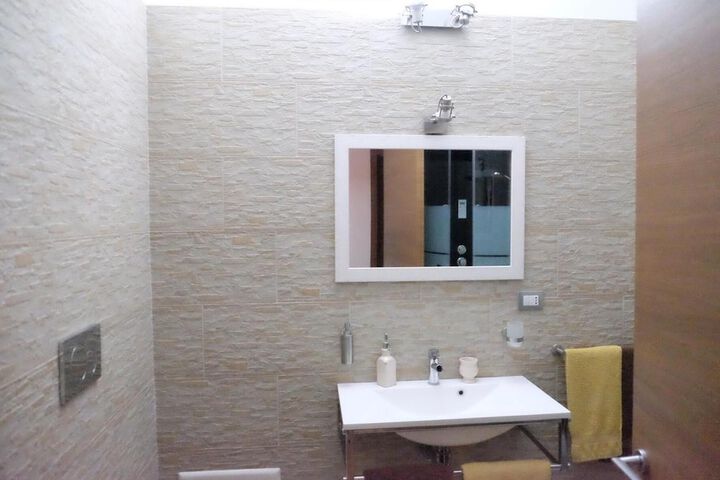 Room 25 of 67
