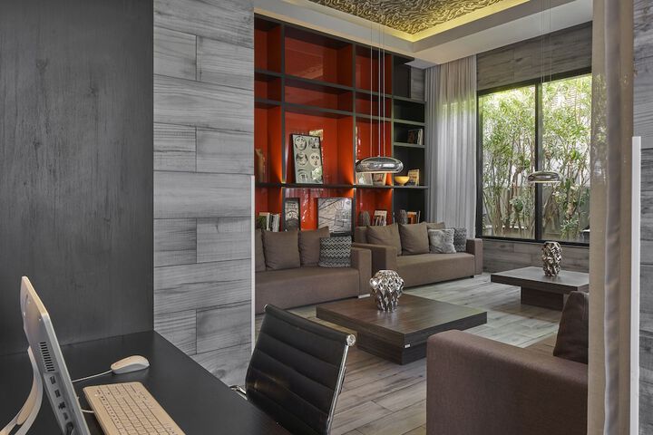 Hotel Interior 17 of 110