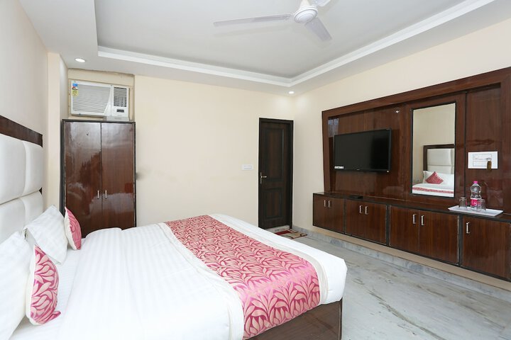 Room 20 of 31