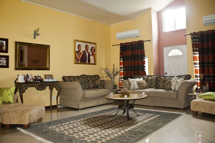 Lounge 60 of 66