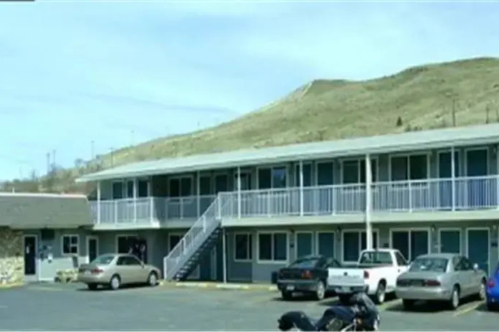 Hotel 3 of 8