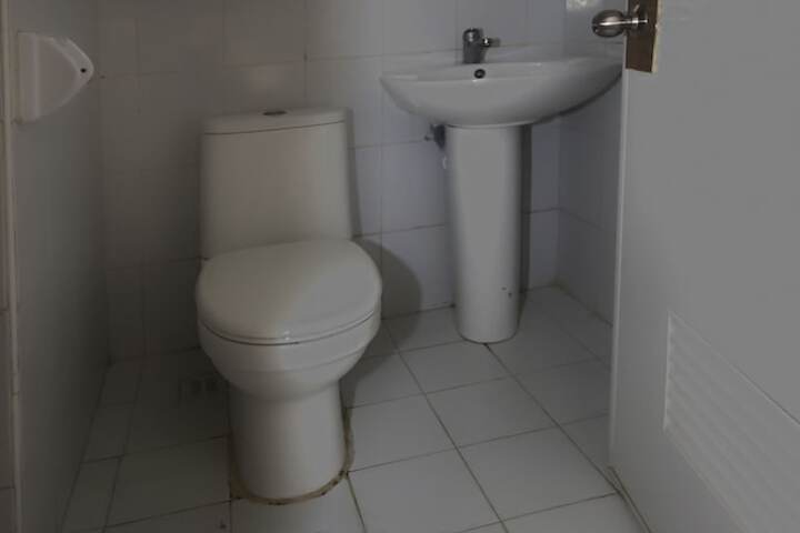 Room 40 of 85