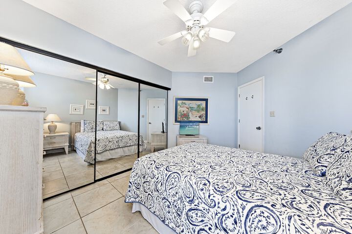 Room 2 of 59