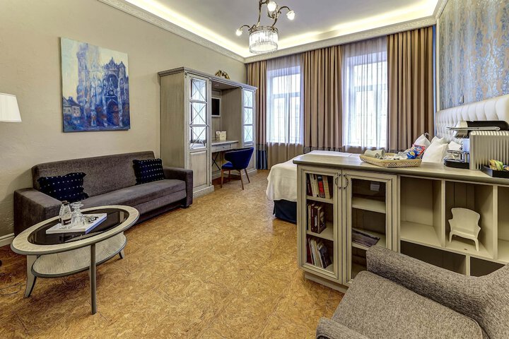 Room 63 of 120