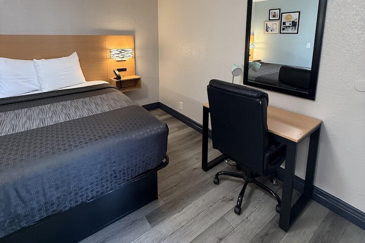 Room 21 of 46
