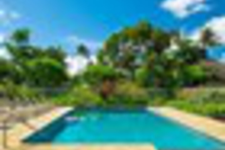 Pool 56 of 120