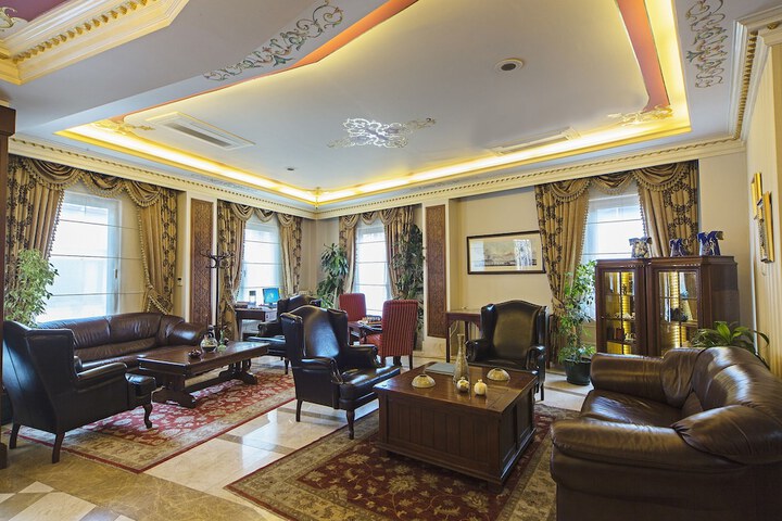 Lobby Entry