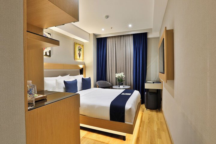 Room 31 of 63