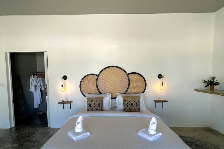 Room 8 of 78
