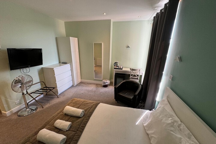 Room 48 of 88