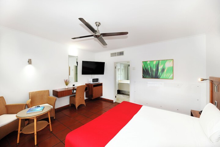 Room 13 of 46