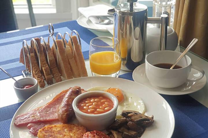 Breakfast meal