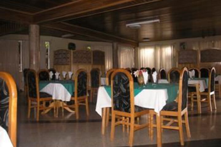 Dining 27 of 27