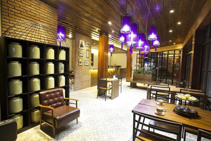 Lobby Entry