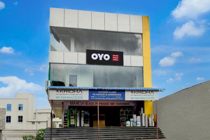 Hotel O Royal Plaza