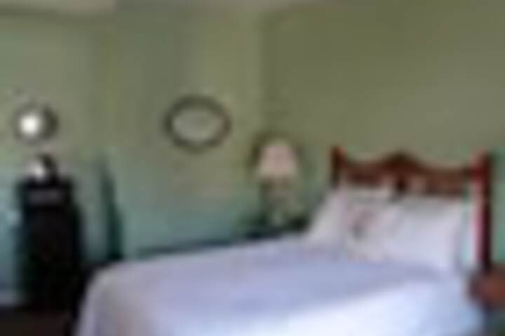 Room 26 of 42