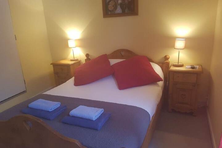 Room 2 of 24