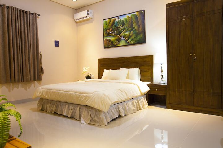 Room 14 of 50